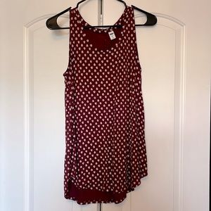 Long maroon tank top with flowers